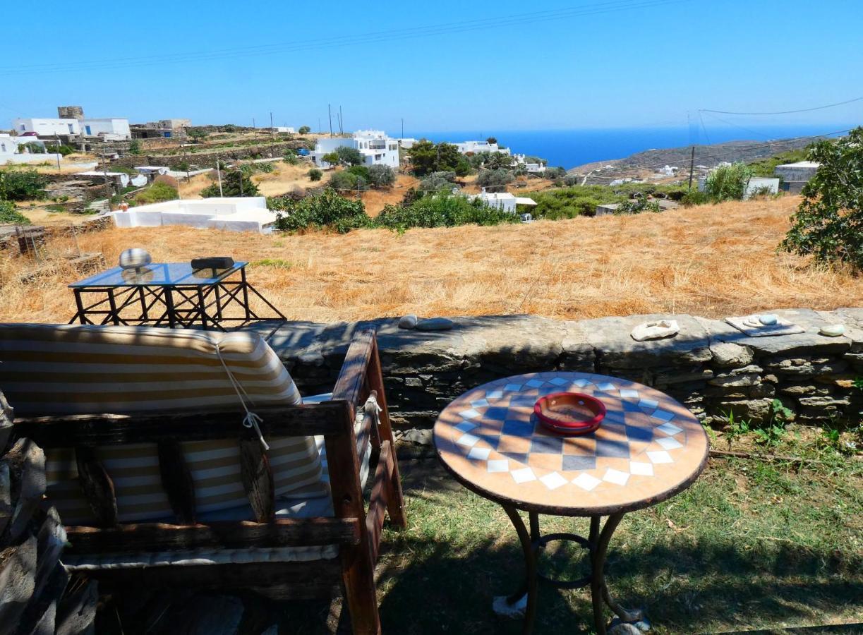 Апарт отель Το Κατἑ Артемон Экстерьер фото